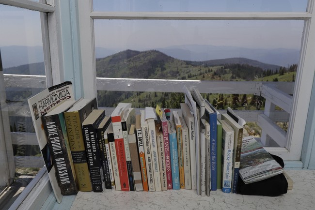Who Should Decide Which Books Are Appropriate for Schoolchildren?