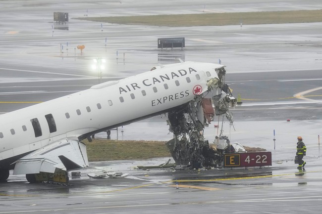 Report: Two Air Traffic Controllers Left Work Early Before Air Canada Jet Collision With Fire Truck