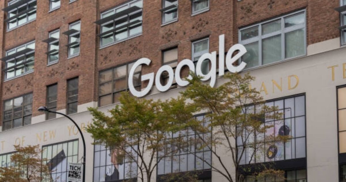 Man Sets Himself on Fire Inside Lobby of Manhattan Building That Houses Google Offices and NYPD’s Internal Affairs Bureau